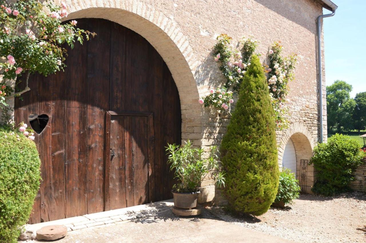 La Ferme Aux Glycines Hotel Aillevans Екстериор снимка