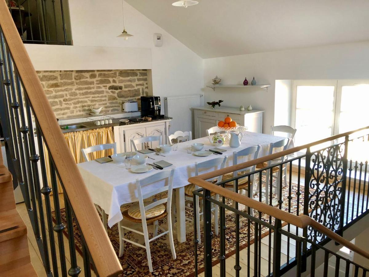 La Ferme Aux Glycines Hotel Aillevans Екстериор снимка